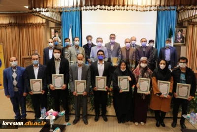 در مراسم اختتامیه جشنواره پژوهش:

برگزیدگان نهمین جشنواره ملی پژوهش و فناوری دانشگاه فرهنگیان معرفی شدند