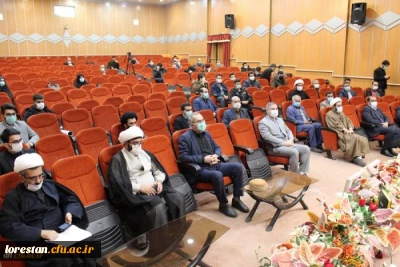 در اولین سالروز شهادت سردار دلها 

مراسم بزرگداشت مقام سید الشهدای مقاومت شهید حاج قاسم سلیمانی و همرزمانش در پردیس علامه طباطبایی دانشگاه فرهنگیان لرستان برگزار شد