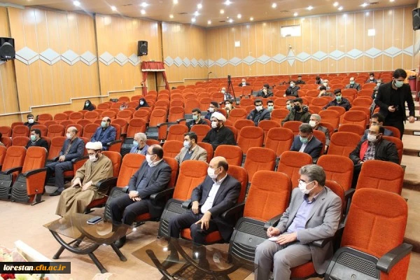 مراسم بزرگداشت مقام سید الشهدای مقاومت شهید حاج قاسم سلیمانی و همرزمانش در پردیس علامه طباطبایی دانشگاه فرهنگیان لرستان برگزار شد 5