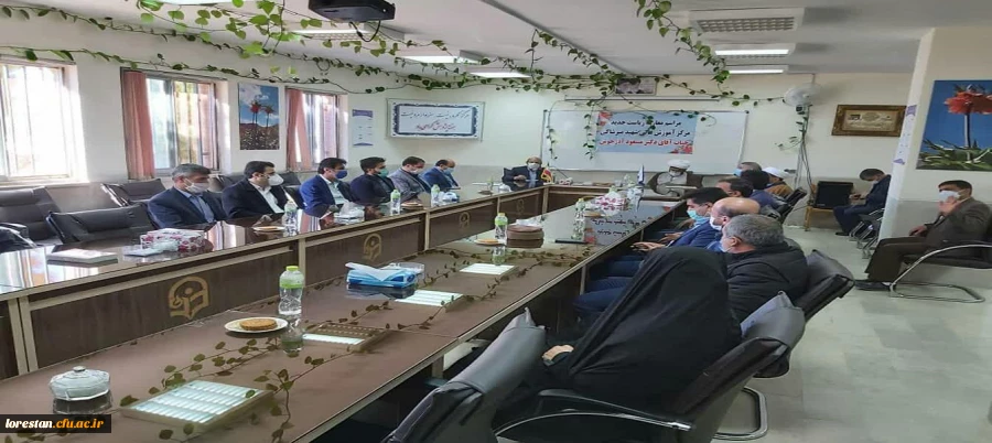 سرپرست جدید مرکز آموزش عالی شهید میر شاکی شهرستان الیگودرز منصوب شد. 2