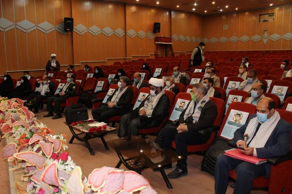 یادواره شهید گمنام دانشگاه فرهنگیان لرستان در سومین سال تدفین این شهید در پردیس علامه طباطبایی برگزار شد. 2