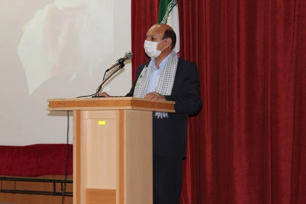 یادواره شهید گمنام دانشگاه فرهنگیان لرستان در سومین سال تدفین این شهید در پردیس علامه طباطبایی برگزار شد. 5