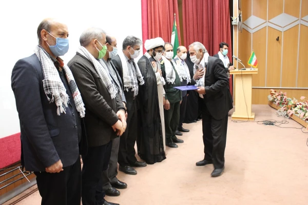 یادواره شهید گمنام دانشگاه فرهنگیان لرستان در سومین سال تدفین این شهید در پردیس علامه طباطبایی برگزار شد. 9