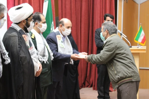 یادواره شهید گمنام دانشگاه فرهنگیان لرستان در سومین سال تدفین این شهید در پردیس علامه طباطبایی برگزار شد. 10