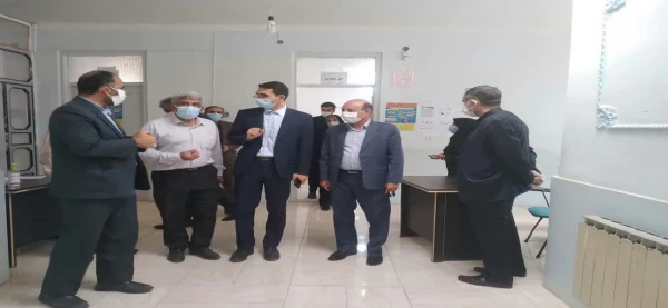 سرپرست دانشگاه فرهنگیان استان لرستان به همراه سرپرست اداره کل آموزش و پرورش استان از مراحل انجام مصاحبه داوطلبان ورود به دانشگاه فرهنگیان بازدید کردند. 2