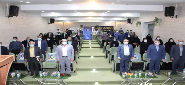 آیین استقبال از نو دانشجو معلمان دانشگاه فرهنگیان لرستان برگزار شد.  2