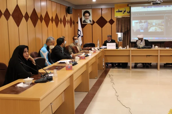 هفت خطر تاریخ نگاری را جدی بگیریم 2