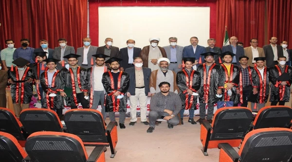 آیین جشن فارغ التحصیلی دانشجومعلمان پردیس علامه طباطبایی دانشگاه فرهنگیان لرستان برگزار شد 2