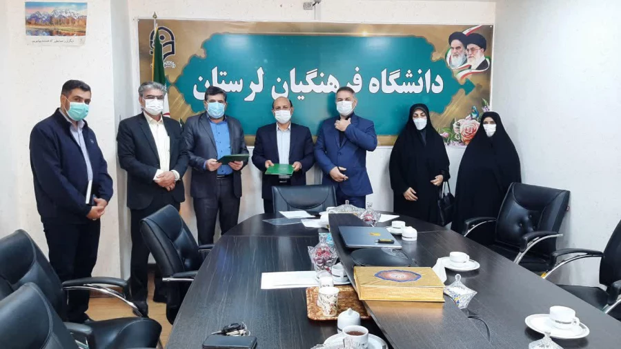 امضا تفاهم نامه همکاری بین کانون زبان ایران در لرستان  و دانشگاه فرهنگیان لرستان  3