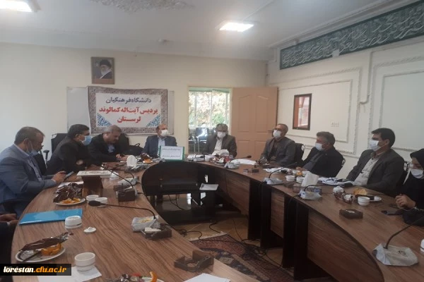 جلساتی در راستای چگونگی حضور دانشجو معلمان و آموزش حضوری و بررسی مسائل فرهنگی و پژوهشی  برگزار شد 3