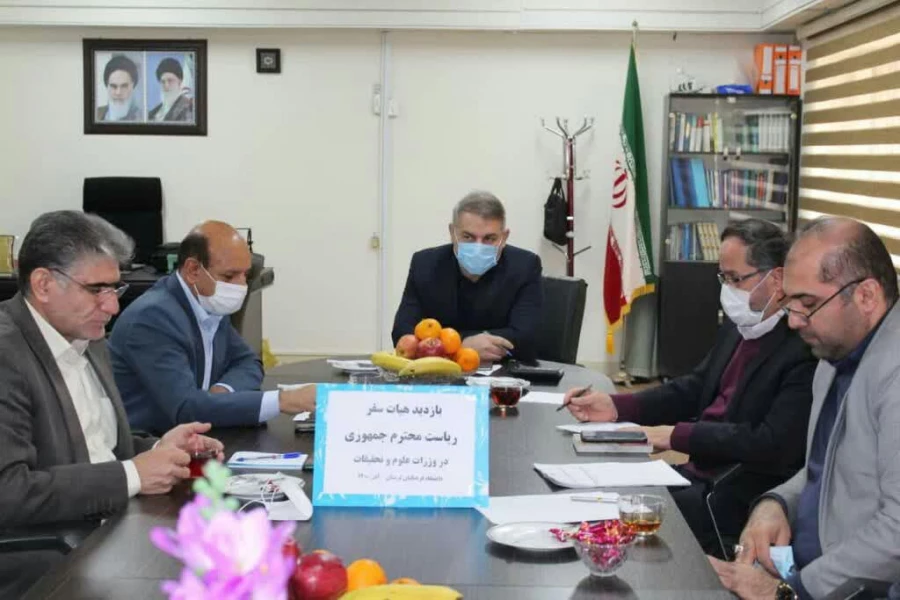 استقرار نمایندگان وزیر علوم در دانشگاه فرهنگیان لرستان جهت پاسخگویی به سوالات مردمی 6