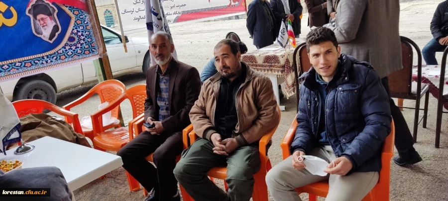 طرح شمیم خدمت توسط دانشگاه فرهنگیان استان و پایگاه مقاومت بسیج کارمندان شهدای دانشگاه فرهنگیان لرستان در حاشیه نماز دشمن شکن جمعه در مصلای الغدیر خرم آباد برگزار شد. 9