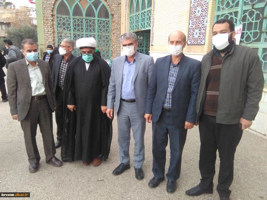 طرح شمیم خدمت توسط دانشگاه فرهنگیان استان و پایگاه مقاومت بسیج کارمندان شهدای دانشگاه فرهنگیان لرستان در حاشیه نماز دشمن شکن جمعه در مصلای الغدیر خرم آباد برگزار شد. 26