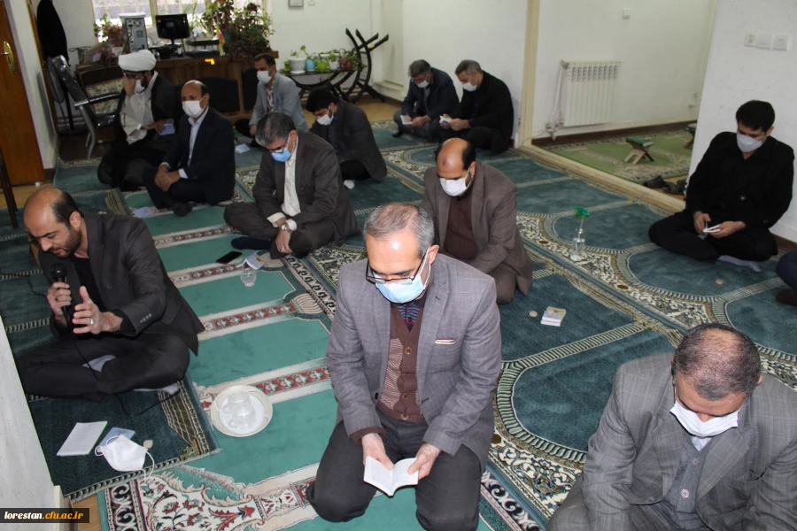 به مناسبت ایام شهادت حضرت فاطمه زهرا سلام الله علیها، گرامی داشت دومین سالگرد شهادت سردار حاج قاسم سلیمانی و حماسه 9 دی محفل انس با قرآن کریم، قرائت زیارت عاشورا و مرثیه خوانی  در ساختمان مدیریت دانشگاه فرهنگیان لرستان برگزار شد 11