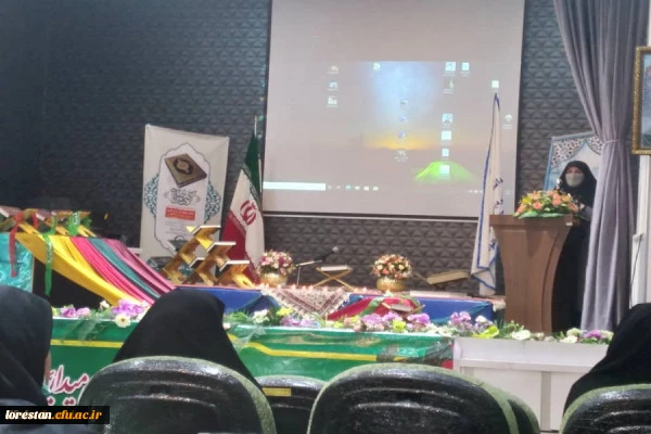 کرسی تلاوت و تفسیر قرآن کریم در راستای برنامه های دهه مبارک فجر
 2