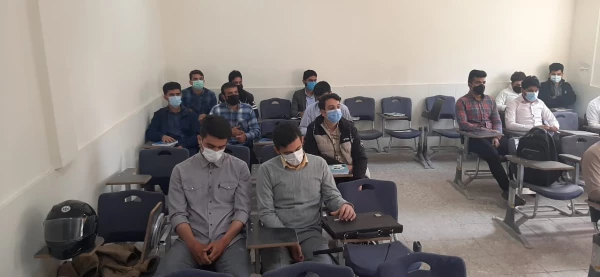 کلاس های درسی پردیس ها و مراکز دانشگاه فرهنگیان لرستان از امروز 14 فروردین ۱۴۰۱ به صورت حضوری برگزار شد. 2