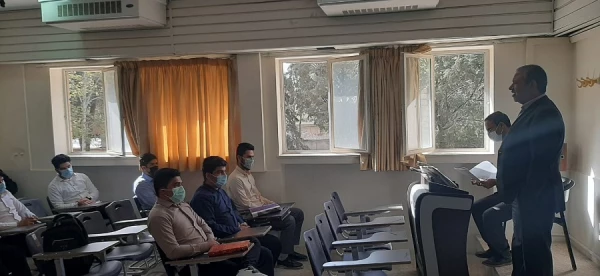 کلاس های درسی پردیس ها و مراکز دانشگاه فرهنگیان لرستان از امروز 14 فروردین ۱۴۰۱ به صورت حضوری برگزار شد. 2