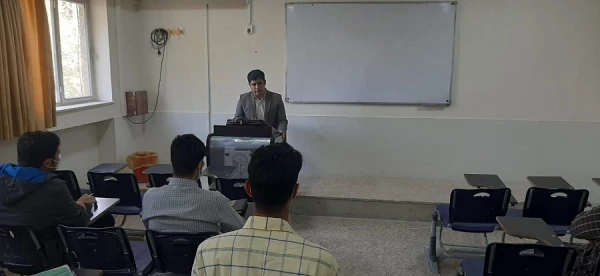 کلاس های درسی پردیس ها و مراکز دانشگاه فرهنگیان لرستان از امروز 14 فروردین ۱۴۰۱ به صورت حضوری برگزار شد. 2