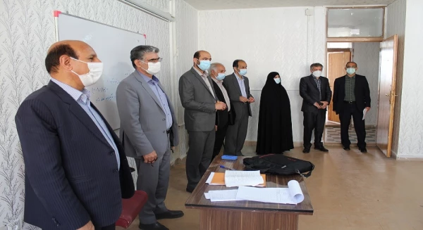 بازدید سرزده سرپرست دانشگاه قرهنگیان لرستان و دیگر مسئولان دانشگاه از کلاس های درس پردیس آیت اله کمالوند 2