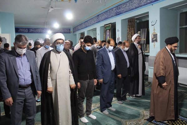 محفل انس با قرآن کریم در پردیس علامه طباطبایی دانشگاه فرهنگیان لرستان برگزارشد 12