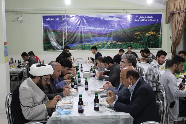 محفل انس با قرآن کریم در پردیس علامه طباطبایی دانشگاه فرهنگیان لرستان برگزارشد 18