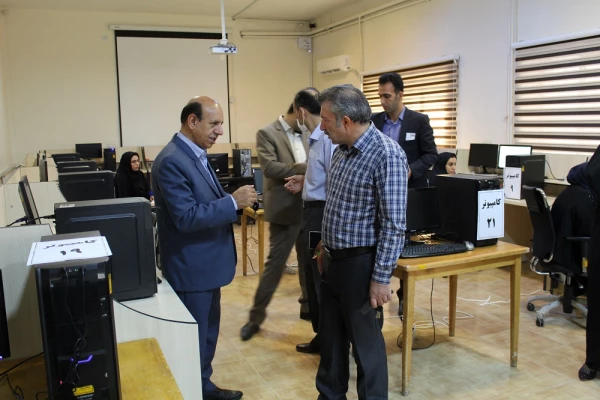 برگزاری آزمون حضوری و برخط مهارت آموزان سری پنجم 13