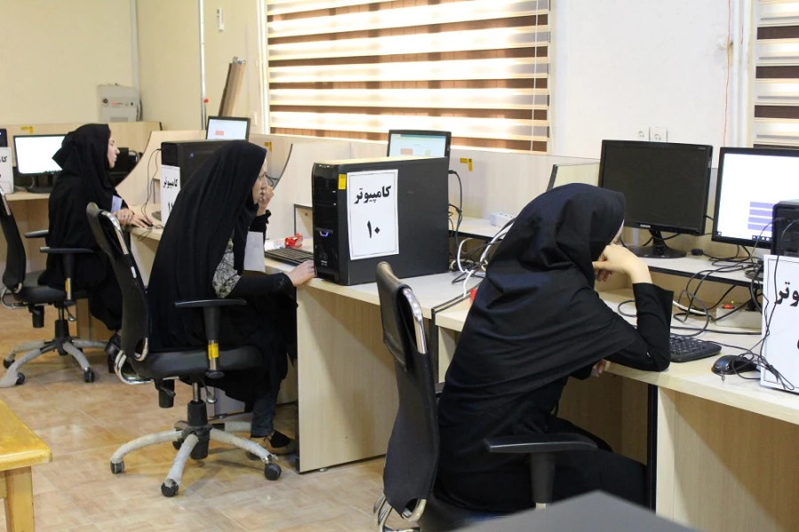 برگزاری آزمون حضوری و برخط مهارت آموزان سری پنجم 17