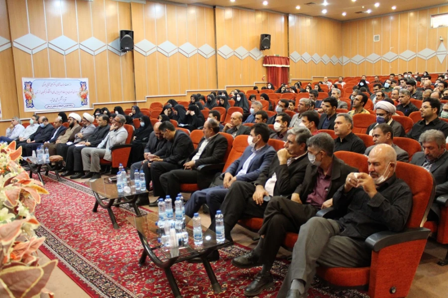  آیین تکریم و معارفه روسای سابق و جدید دانشگاه فرهنگیان لرستان برگزار شد 3