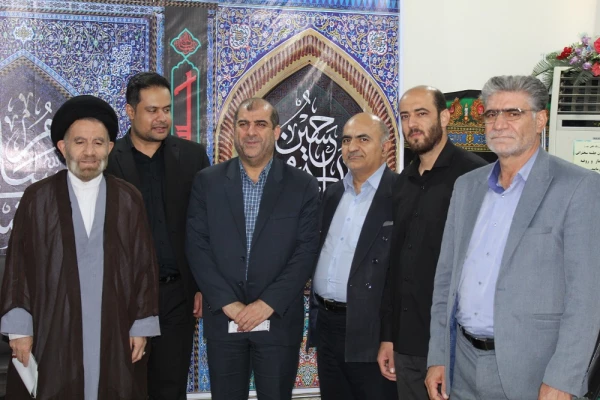 دیدار مسئولین برگزار کننده جشنواره قران وعترت با نماینده ولی فقیه در استان و امام جمعه شهر خرم آباد