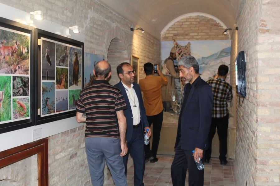 بازدید دانشجویان پسر شرکت کننده درجشنواره سی و دوم قران و عترت بخش دوم مرحله کشوری به میزبانی دانشگاه فرهنگیان لرستان از قلعه تاریخی فلک الافلاک در خرم آباد صبح امروز شانزدهم شهریور ماه به روایت تصویر 11