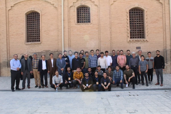 بازدید دانشجویان پسر شرکت کننده درجشنواره سی و دوم قران و عترت بخش دوم مرحله کشوری به میزبانی دانشگاه فرهنگیان لرستان از قلعه تاریخی فلک الافلاک در خرم آباد صبح امروز شانزدهم شهریور ماه به روایت تصویر 19