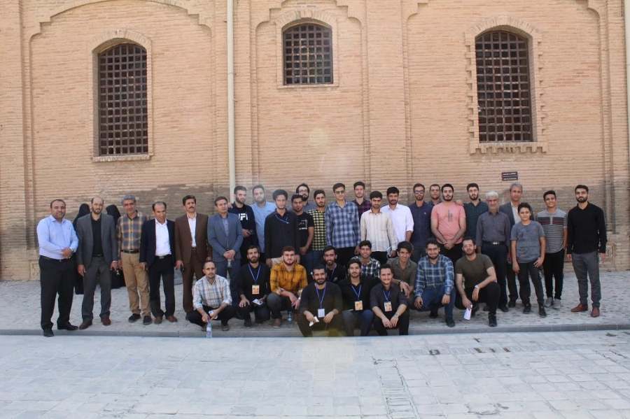 بازدید دانشجویان پسر شرکت کننده درجشنواره سی و دوم قران و عترت بخش دوم مرحله کشوری به میزبانی دانشگاه فرهنگیان لرستان از قلعه تاریخی فلک الافلاک در خرم آباد صبح امروز شانزدهم شهریور ماه به روایت تصویر 19