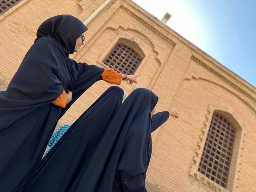 بازدید دانشجویان خواهر شرکت کننده درجشنواره سی و دوم قران و عترت بخش دوم مرحله کشوری به میزبانی دانشگاه فرهنگیان لرستان از قلعه تاریخی فلک الافلاک در خرم آباد صبح امروز شانزدهم شهریور ماه به روایت تصویر 9