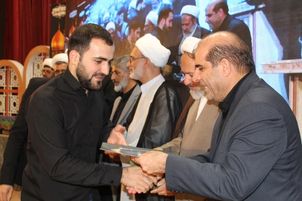 آیین اختتامیه سی و دومین جشنواره قرآن و عترت بخش دوم مرحله کشوری به میزبانی دانشگاه فرهنگیان لرستان 16