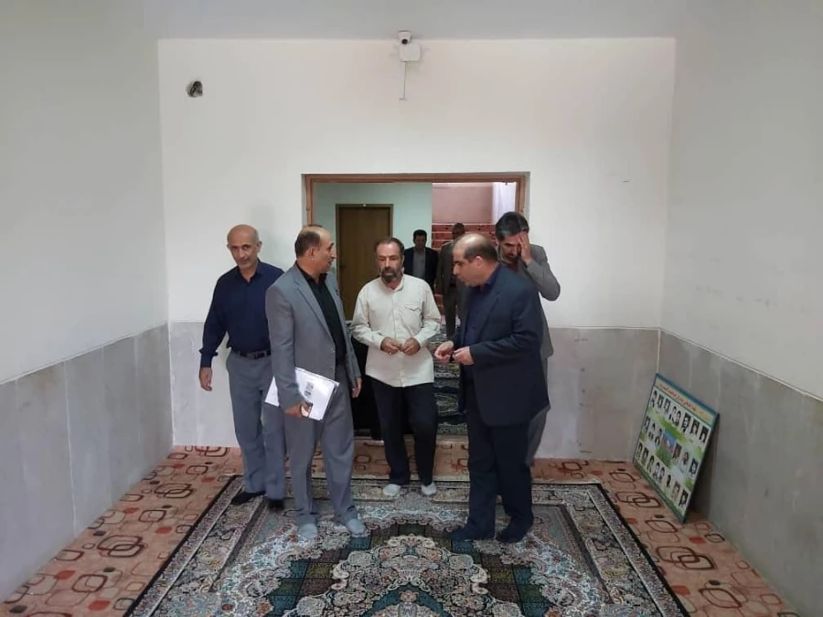 بازدید از مرکز آموزشی شهید میرشاکی الیگودرز درآستانه  سال تحصیلی جدید  9