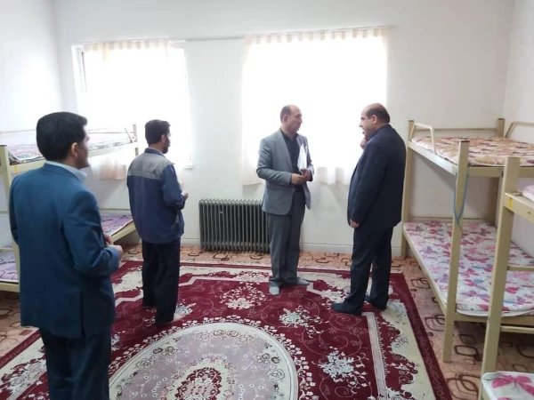 بازدید از مرکز آموزشی شهید میرشاکی الیگودرز درآستانه  سال تحصیلی جدید  10