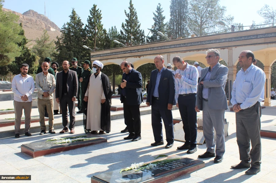 مراسم غبار روبی قبور مطهر شهدای دفاع مقدس به مناسبت آغاز  هفته دفاع مقدس 2