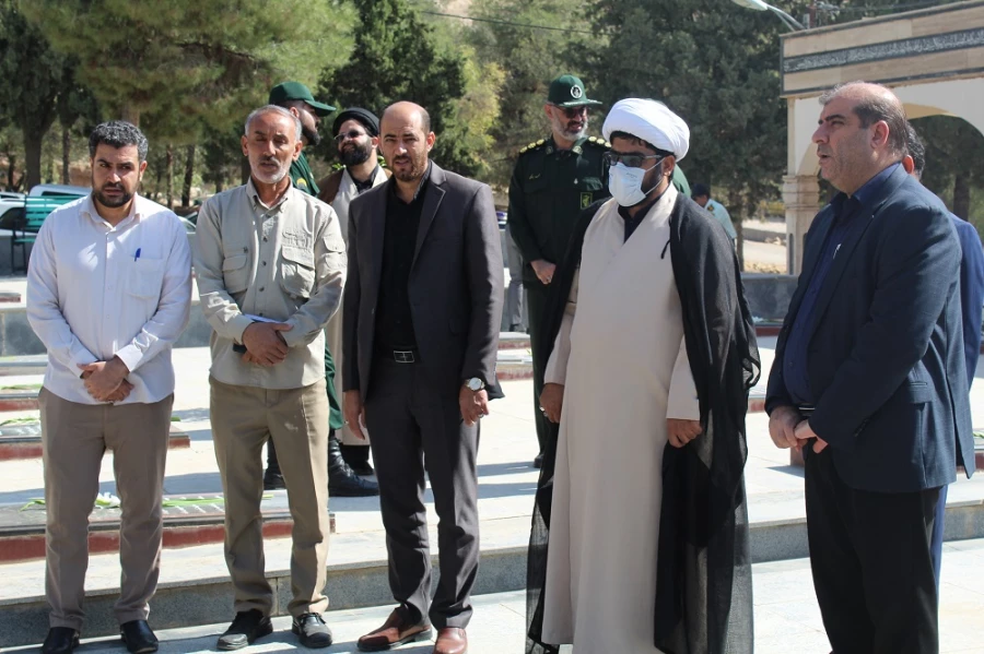 مراسم غبار روبی قبور مطهر شهدای دفاع مقدس به مناسبت آغاز  هفته دفاع مقدس 8