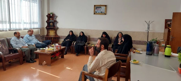 جلسه پرسش و پاسخ با حضور همکاران مرکز حضرت زینب کبری (س) بروجرد 2