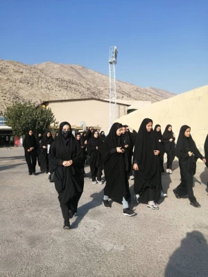 برگزاری همایش پیاده روی به مناسبت هفته تربیت بدنی- پردیس آیت الله کمالوند لرستان(واحد خواهران) 2