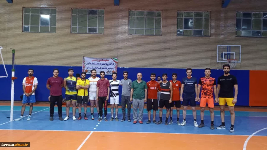 مسابقات ورزشی به مناسبت هفته تربیت بدنی با حضور اساتید، دانشجویان و کارکنان دانشگاه فرهنگیان لرستان پردیس علامه طباطبایی خرم آباد. 2