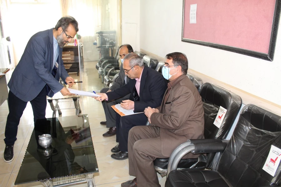 بازدید نظارت و ارزیابی و آموزش دانشگاه فرهنگیان لرستان از مدارس مجری دروس کارورزی 3