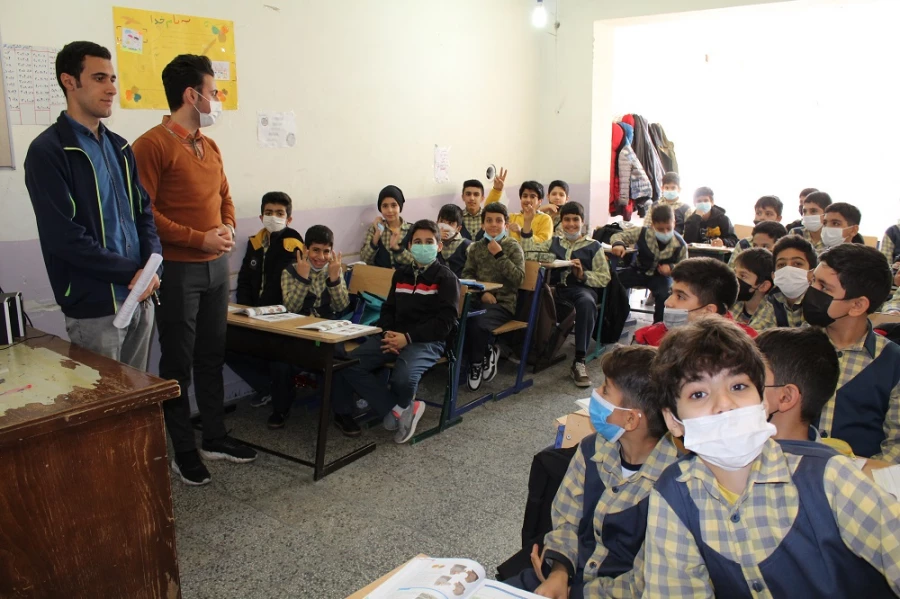 بازدید نظارت و ارزیابی و آموزش دانشگاه فرهنگیان لرستان از مدارس مجری دروس کارورزی 5