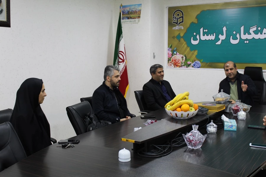 تودیع و معارفه مسئول اداره امور مالی دانشگاه فرهنگیان لرستان 3