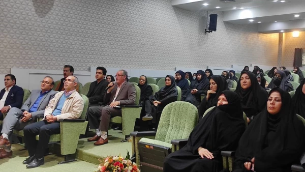 نشست هم اندیشی و هم افزایی مدیران مدارس مجری کارورزی، پردیس آیت اله کمالوند خرم آباد 7