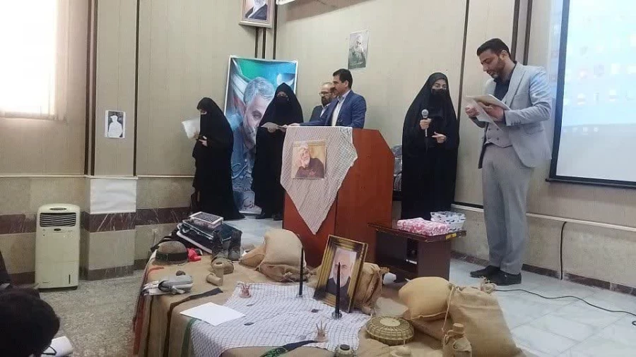 مراسم بزرگداشت سومین سالگرد شهادت سردار دلها شهید حاج قاسم سلیمانی دانشگاه فرهنگیان ، مرکز زینب کبری( س) بروجرد 2