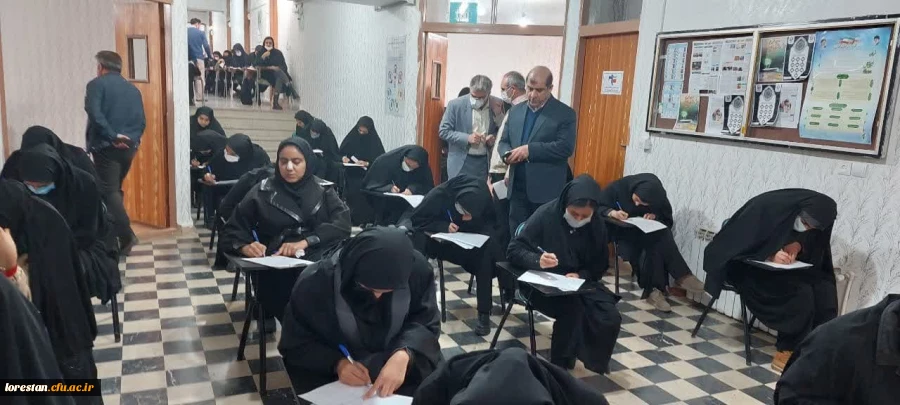 بازدید از روند برگزاری امتحانات پایان ترم اول پردیس آیت الله کمالوند خرم آباد به روایت تصویر 2