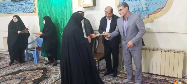 مراسم گرامیداشت خجسته سالروز میلاد سرور بانوان عالم حضرت فاطمه زهرا سلام الله علیها و روز زن در پردیس آیت الله کمالوند خرم آباد 7