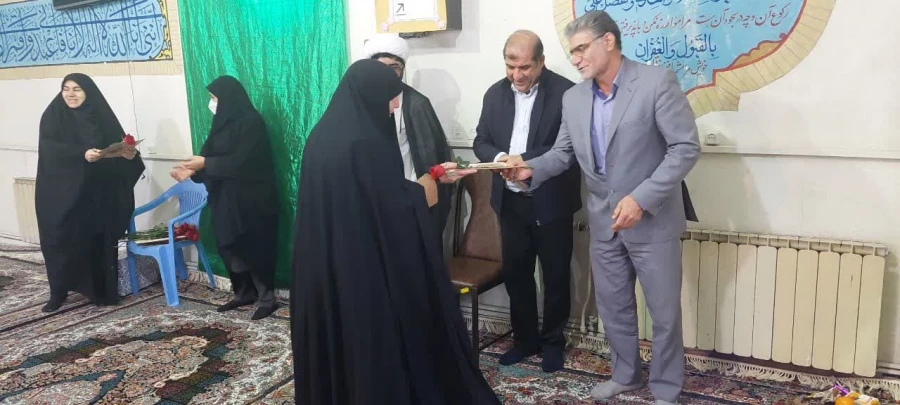 مراسم گرامیداشت خجسته سالروز میلاد سرور بانوان عالم حضرت فاطمه زهرا سلام الله علیها و روز زن در پردیس آیت الله کمالوند خرم آباد 7