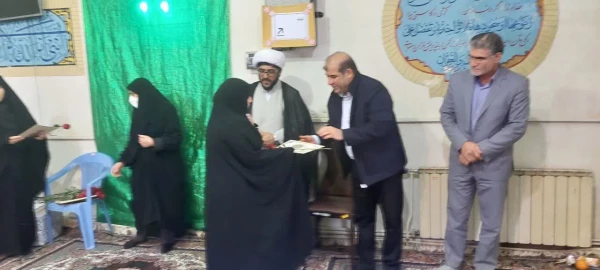 مراسم گرامیداشت خجسته سالروز میلاد سرور بانوان عالم حضرت فاطمه زهرا سلام الله علیها و روز زن در پردیس آیت الله کمالوند خرم آباد 10